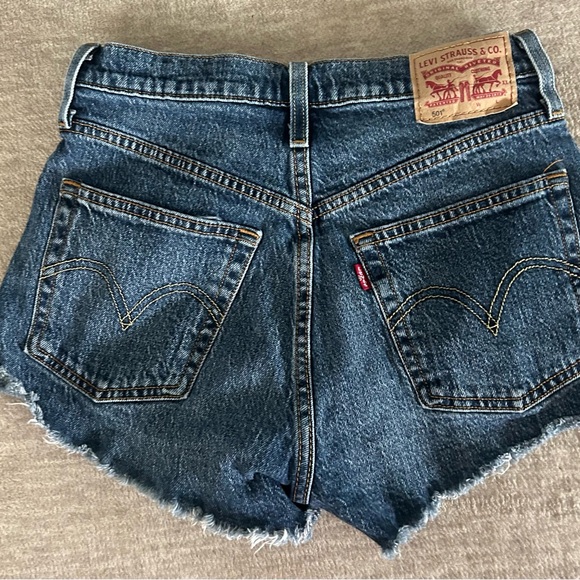 Levi's 501 Blue Distressed Jean Shorts Waist Size 25 - Picture 8 of 10